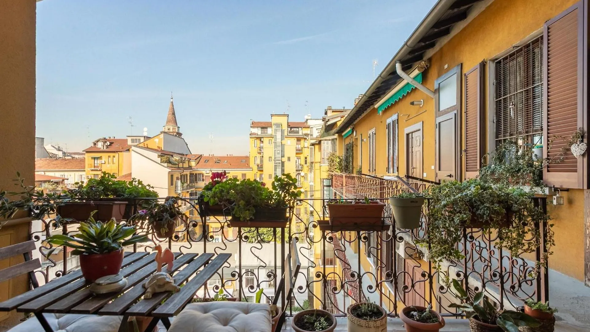 Accademia Studio By Halldis Milan Italy