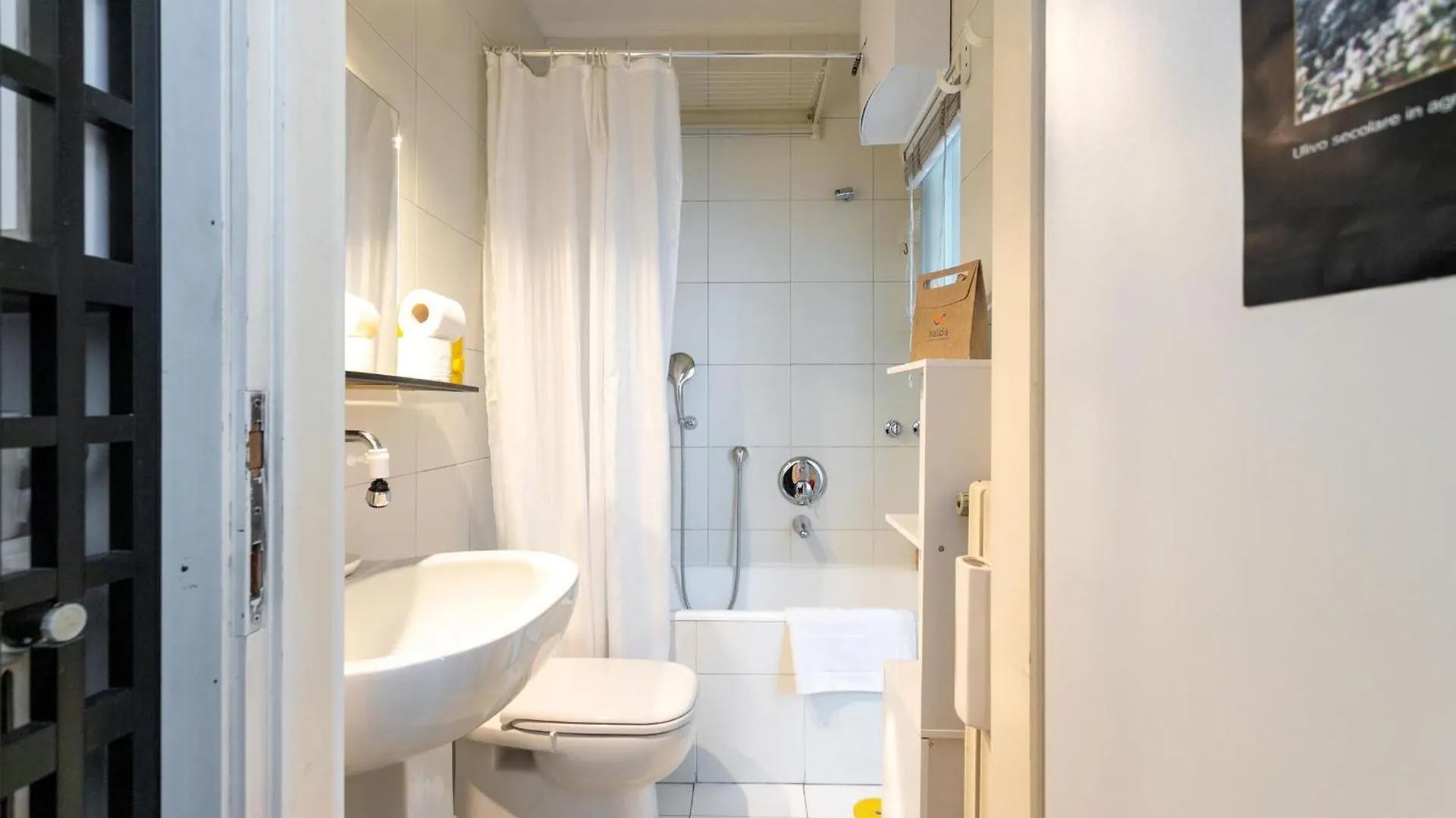 Apartment Accademia Studio By Halldis Milan Italy