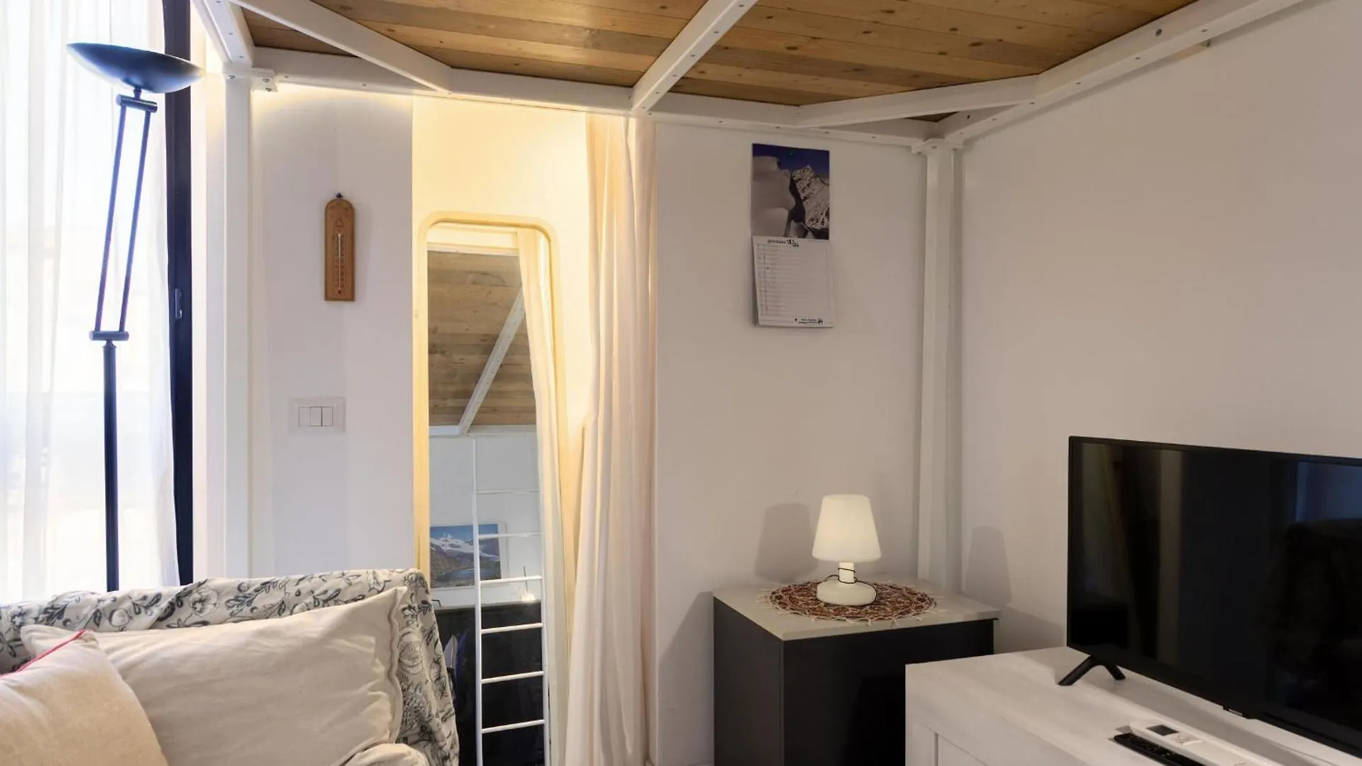 Accademia Studio By Halldis Milano